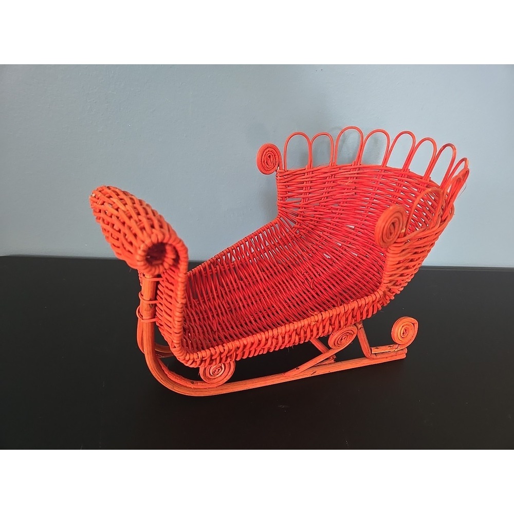 WICKER CHRISTMAS SLEIGH - Red Vintage Ornated‎